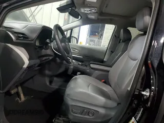 2021 Toyota Sienna XLE z VIN 5TDYRKECXMS024686, wystawiony jako Copart lot #56990895 z przebiegiem 37 744 mil mil oraz Szkoda całkowita • Salvage title. Historia ofert i sprzedaży dostępna na DreamBid. Obrazek 7.