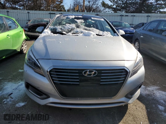 2017 Hyundai Sonata Hybrid Limited with VIN KMHE34L12HA050795, listed as a Copart auction lot 38795093 with 0 mi miles. Bid and sale history available at carsss.com. Image 5.