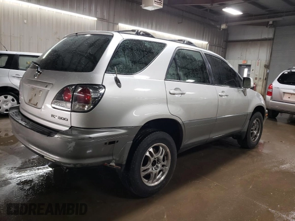 2002 Lexus RX 300 with VIN JTJHF10U420257656, listed as a Copart auction lot 77588804 with 263,582 mi miles and Salvage Title. Bid and sale history available at carsss.com. Image 3.