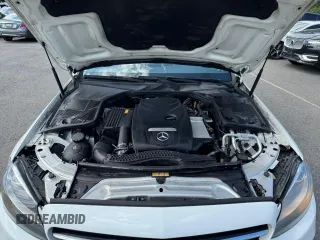 2018 Mercedes-Benz C 300 with VIN 55SWF4JB1JU274549, listed as a Copart auction lot 62408975 with 169,975 mi miles and Clean title. Bid and sale history available at DreamBid. Image 8.
