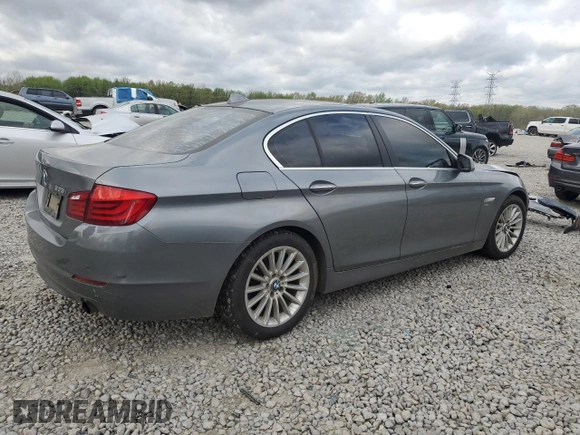 2011 BMW 5 Series 535i xDrive with VIN WBAFU7C57BDU55063, listed as a Copart auction lot 51517445 with 271,467 mi miles and Salvage Title. Bid and sale history available at carsss.com. Image 3.