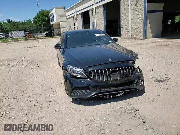 2018 Mercedes-Benz C 300 z VIN 55SWF4JB5JU262727, wystawiony jako Copart lot #57547835 z przebiegiem 80 786 mil mil oraz Szkoda całkowita • Salvage title. Historia ofert i sprzedaży dostępna na DreamBid. Obrazek 13.