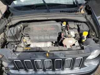 2017 Jeep Renegade Latitude with VIN ZACCJBBB9HPE93266, listed as a Copart auction lot 57119715 with 118,596 mi miles and Non repairable. Bid and sale history available at DreamBid. Image 11.