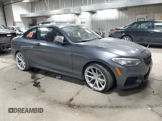 2015 BMW 2 Series M235i xDrive with VIN WBA1J9C59FV371292, listed as a Copart auction lot 85387204 with 0 mi miles and Clean Title. Bid and sale history available at carsss.com. Image 4.