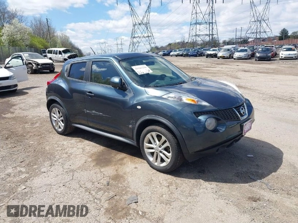 2013 Nissan Juke SV with VIN JN8AF5MV6DT229362, listed as a IAAI auction lot 41941230 with 84,897 mi miles. Bid and sale history available at carsss.com. Image 1.