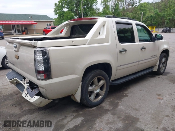 2012 Chevrolet Avalanche LTZ with VIN 3GNTKGE76CG218103, listed as a IAAI auction lot 42514029 with 167,593 mi miles and . Bid and sale history available at DreamBid. Image 4.