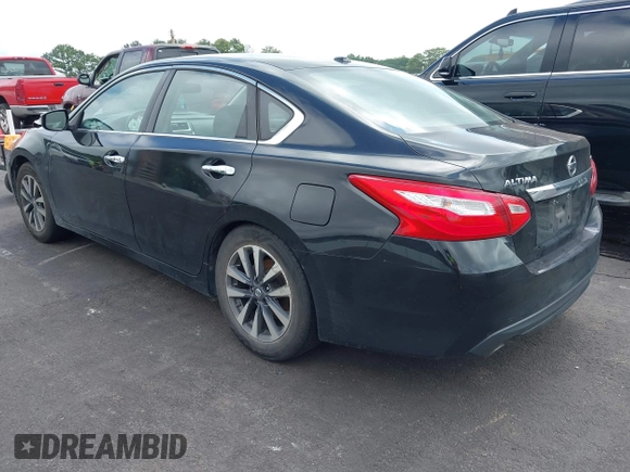 2017 Nissan Altima SV with VIN 1N4AL3AP2HC237744, listed as a IAAI auction lot 42557918 with 220,077 mi miles and . Bid and sale history available at DreamBid. Image 3.