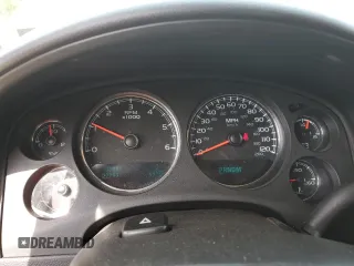 2013 Chevrolet Tahoe LT z VIN 1GNSKBE03DR181613, wystawiony jako Copart lot #49804675 z przebiegiem 227 939 mil mil oraz Szkoda całkowita • Salvage title. Historia ofert i sprzedaży dostępna na DreamBid. Obrazek 9.