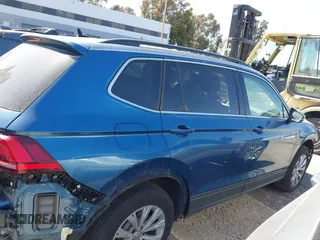 2019 Volkswagen Tiguan SE with VIN 3VV3B7AX2KM067907, listed as a IAAI auction lot 41841360 with 19,269 mi miles and . Bid and sale history available at DreamBid. Image 14.