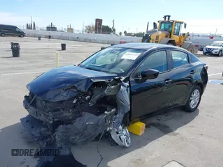 2016 Scion iA z VIN 3MYDLBZVXGY136298, wystawiony jako IAAI lot #42014712 z przebiegiem 124 038 mil mil oraz . Historia ofert i sprzedaży dostępna na DreamBid. Obrazek 18.