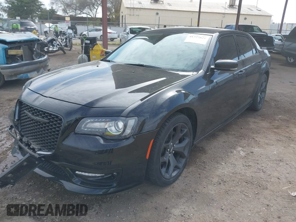 2022 Chrysler 300 Touring L with VIN 2C3CCADG7NH262848, listed as a IAAI auction lot 41777821 with 29,618 mi miles. Bid and sale history available at carsss.com. Image 18.