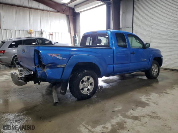2005 Toyota Tacoma with VIN 5TEUU42N35Z011622, listed as a Copart auction lot 86776864 with 182,246 mi miles and Salvage Title. Bid and sale history available at carsss.com. Image 3.