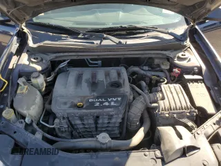 2014 Dodge Avenger SE z VIN 1C3CDZABXEN129920, wystawiony jako Copart lot #47894675 z przebiegiem 165 025 mil mil oraz Szkody całkowita. Historia ofert i sprzedaży dostępna na DreamBid. Obrazek 13.