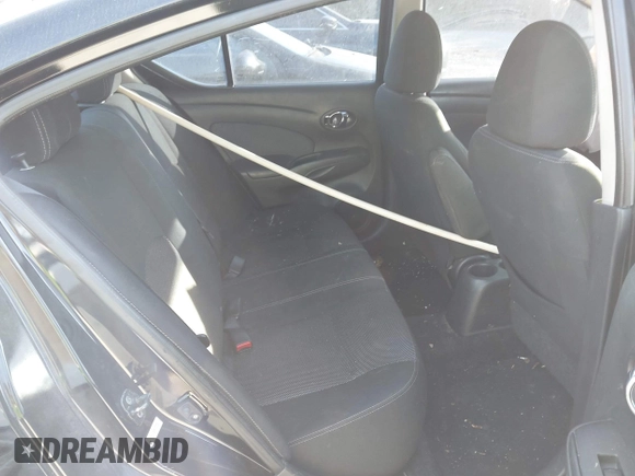 2015 Nissan Versa SV with VIN 3N1CN7AP5FL927352, listed as a IAAI auction lot 40702002 with 1 mi miles. Bid and sale history available at carsss.com. Image 8.