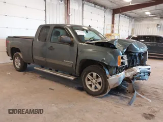 2011 GMC Sierra 1500 SLE z VIN 1GTR2VE33BZ385019, wystawiony jako IAAI lot #41706608 z przebiegiem 135 994 mil mil oraz . Historia ofert i sprzedaży dostępna na DreamBid. Obrazek 1.