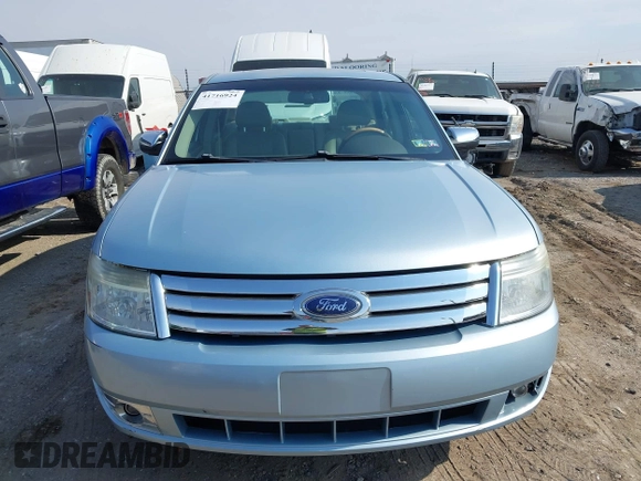 2008 Ford Taurus Limited with VIN 1FAHP28W18G122460, listed as a IAAI auction lot 41716924 with 83,523 mi miles. Bid and sale history available at carsss.com. Image 6.