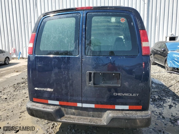 2005 Chevrolet Express Cargo Van with VIN 1GCGG25V951137160, listed as a Copart auction lot 70958064 with 234,034 mi miles and Salvage Title. Bid and sale history available at carsss.com. Image 6.