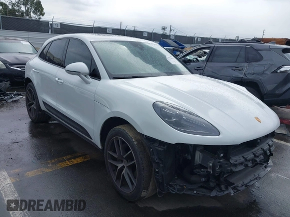 2023 Porsche Macan with VIN WP1AA2A56PLB17385, listed as a IAAI auction lot 41778547 with 25,044 mi miles. Bid and sale history available at carsss.com. Image 1.