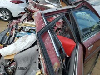 1989 Toyota Camry LE ECT z VIN JT2SV22E9K3372302, wystawiony jako Copart lot #68754144 z przebiegiem 341 387 mil mil oraz Nie do naprawy • Non repairable. Historia ofert i sprzedaży dostępna na DreamBid. Obrazek 10.