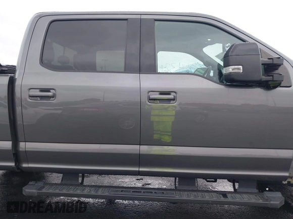 2022 Ford F-250 XL z VIN 1FT7W2B62NEE57641, wystawiony jako IAAI lot #41566432 z przebiegiem 24 872 mil mil oraz . Historia ofert i sprzedaży dostępna na DreamBid. Obrazek 14.