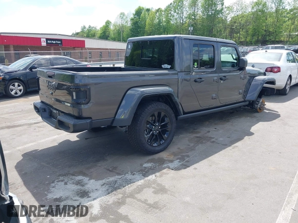 2024 Jeep Gladiator Sport с VIN 1C6HJTAG0RL131543, выставлен на аукционе IAAI как лот 42090629 с пробегом 8 546 миль миль и . История ставок и продаж доступна на DreamBid. Изображение 4.