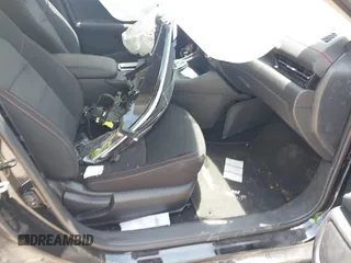 2025 Nissan Sentra SR с VIN 3N1AB8DV3SY314627, выставлен на аукционе IAAI как лот 42441501 с пробегом Не указан миль и . История ставок и продаж доступна на DreamBid. Изображение 5.