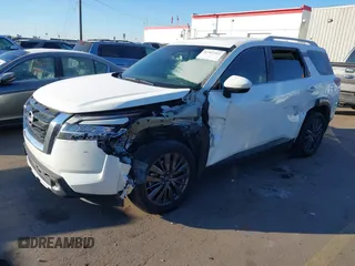 2022 Nissan Pathfinder SL с VIN 5N1DR3CD1NC253109, выставлен на аукционе IAAI как лот 41302581 с пробегом 32 278 миль миль и . История ставок и продаж доступна на DreamBid. Изображение 2.