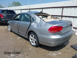 2013 Volkswagen Passat SE w/Sunroof with VIN 1VWBH7A39DC071878, listed as a IAAI auction lot 41903291 with 107,096 mi miles. Bid and sale history available at carsss.com. Image 3.