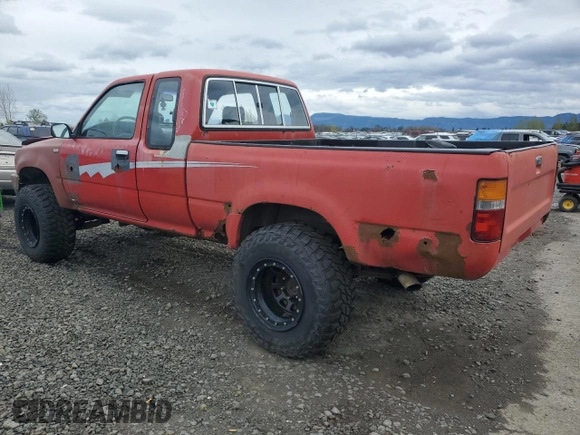1990 Toyota Pickup с VIN JT4RN13P3L6015603, выставлен на аукционе Copart как лот 50994505 с пробегом 198 836 миль миль и Чистый • Clean title. История ставок и продаж доступна на DreamBid. Изображение 2.