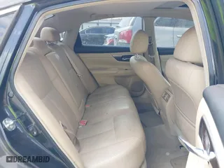 2013 Nissan Altima 2.5 SL with VIN 1N4AL3AP3DN492319, listed as a IAAI auction lot 41940472 with 109,838 mi miles. Bid and sale history available at carsss.com. Image 8.