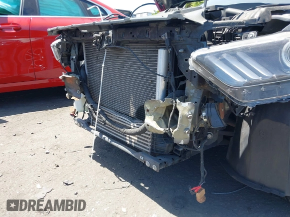 2015 Ford Mustang EcoBoost z VIN 1FA6P8TH4F5420173, wystawiony jako IAAI lot #42236518 z przebiegiem Nie podano mil oraz . Historia ofert i sprzedaży dostępna na DreamBid. Obrazek 18.