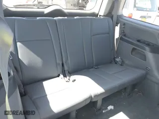 2004 Honda Pilot EX with VIN 2HKYF18674H581196, listed as a IAAI auction lot 42043003 with 220,102 mi miles. Bid and sale history available at carsss.com. Image 12.
