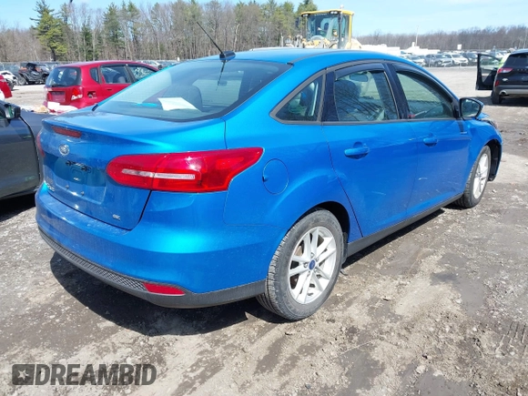 2015 Ford Focus SE with VIN 1FADP3F23FL372081, listed as a IAAI auction lot 41936051 with 45,031 mi miles. Bid and sale history available at carsss.com. Image 4.