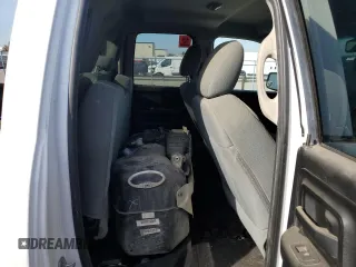 2019 Ram 1500 Classic Tradesman with VIN 1C6RR6FGXKS627811, listed as a Copart auction lot 46370315 with 191,908 mi miles and Clean Title. Bid and sale history available at carsss.com. Image 10.