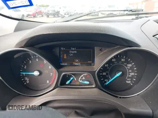 2017 Ford Escape S z VIN 1FMCU0F70HUC24455, wystawiony jako IAAI lot #42093457 z przebiegiem 144 049 mil mil oraz . Historia ofert i sprzedaży dostępna na DreamBid. Obrazek 7.