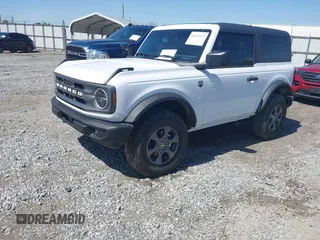 2024 Ford Bronco Big Bend z VIN 1FMDE7AHXRLB54609, wystawiony jako IAAI lot #41853937 z przebiegiem 358 mil mil oraz . Historia ofert i sprzedaży dostępna na DreamBid. Obrazek 2.