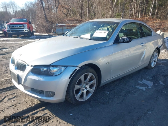 2008 BMW 3 Series 335xi with VIN WBAWC73548E066239, listed as a IAAI auction lot 41469555 with 92,420 mi miles and . Bid and sale history available at carsss.com. Image 2.