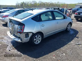 2004 Toyota Prius with VIN JTDKB20U640063062, listed as a IAAI auction lot 41934737 with 257,345 mi miles. Bid and sale history available at carsss.com. Image 4.