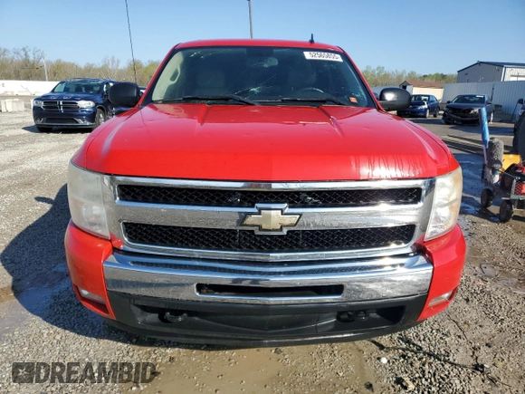 2011 Chevrolet Silverado 1500 LT with VIN 3GCPKSE33BG384670, listed as a Copart auction lot 52565855 with 184,904 mi miles and Non Repairable. Bid and sale history available at DreamBid. Image 5.
