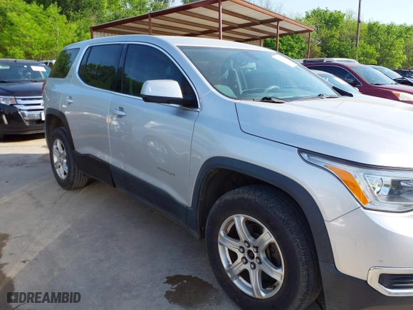 2017 GMC Acadia SLE with VIN 1GKKNKLA0HZ251705, listed as a IAAI auction lot 42022739 with 141,965 mi miles. Bid and sale history available at carsss.com. Image 6.