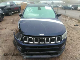 2018 Jeep Compass Sport with VIN 3C4NJCAB1JT204489, listed as a IAAI auction lot 41901474 with 112,480 mi miles. Bid and sale history available at carsss.com. Image 12.