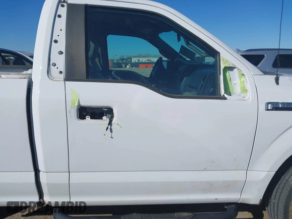 2018 Ford F-150 XL with VIN 1FTMF1CB6JKE06101, listed as a IAAI auction lot 41411228 with 34,612 mi miles. Bid and sale history available at carsss.com. Image 14.
