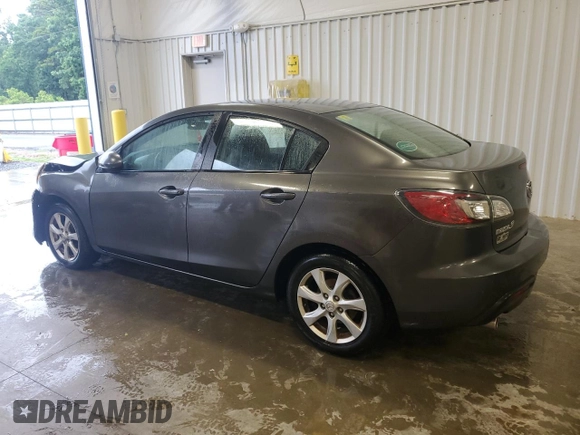 2011 Mazda 3 i Touring z VIN JM1BL1VG5B1376217, wystawiony jako Copart lot #56741595 z przebiegiem 133 501 mil mil oraz Szkoda całkowita • Salvage title. Historia ofert i sprzedaży dostępna na DreamBid. Obrazek 2.