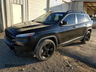 2017 Jeep Cherokee Sport z VIN 1C4PJLAS5HW571702, wystawiony jako Copart lot #81427524 z przebiegiem 220 832 mil mil oraz Czysty tytuł • Clean title. Historia ofert i sprzedaży dostępna na DreamBid. Obrazek 1.
