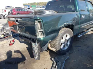 2007 Chevrolet Silverado 1500 LS with VIN 2GCEC13V471149956, listed as a IAAI auction lot 41899072 with 151,537 mi miles and . Bid and sale history available at DreamBid. Image 6.