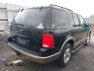 2003 Ford Explorer Eddie Bauer с VIN 1FMZU64K23ZA89964, выставлен на аукционе IAAI как лот 41725562 с пробегом 150 910 миль миль и . История ставок и продаж доступна на DreamBid. Изображение 4.