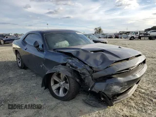 2019 Dodge Challenger SXT z VIN 2C3CDZAG8KH509337, wystawiony jako Copart lot #46736435 z przebiegiem 71 991 mil mil oraz Szkoda całkowita • Salvage title. Historia ofert i sprzedaży dostępna na DreamBid. Obrazek 4.