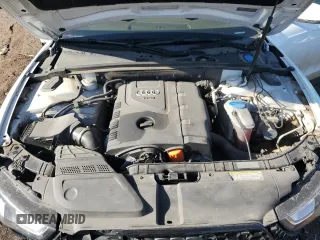 2014 Audi A5 Premium z VIN WAUGFAFR2EA044332, wystawiony jako Copart lot #58800795 z przebiegiem 77 744 mil mil oraz Szkoda całkowita • Salvage title. Historia ofert i sprzedaży dostępna na DreamBid. Obrazek 11.