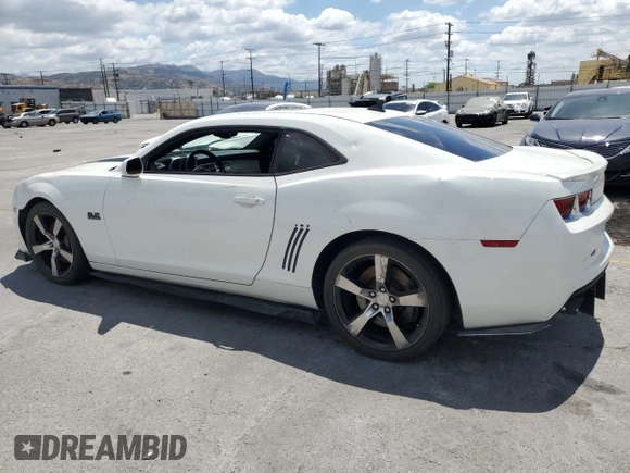 2011 Chevrolet Camaro 2SS with VIN 2G1FK1EJ6B9136257, listed as a Copart auction lot 56739935 with 136,440 mi miles and Salvage Title. Bid and sale history available at DreamBid. Image 2.