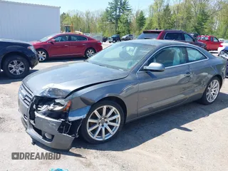 2012 Audi A5 Prestige z VIN WAUVFAFR6CA006915, wystawiony jako IAAI lot #42225588 z przebiegiem 121 237 mil mil oraz . Historia ofert i sprzedaży dostępna na DreamBid. Obrazek 2.